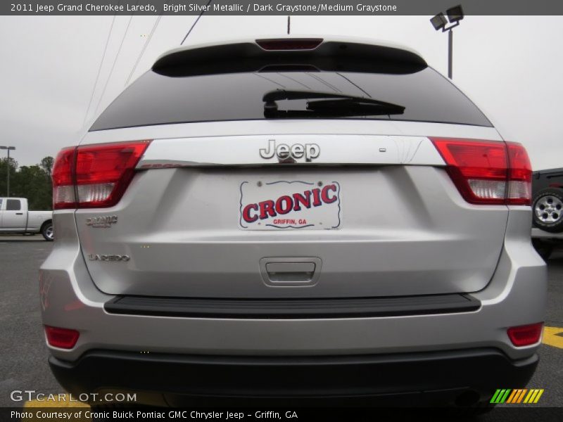Bright Silver Metallic / Dark Graystone/Medium Graystone 2011 Jeep Grand Cherokee Laredo