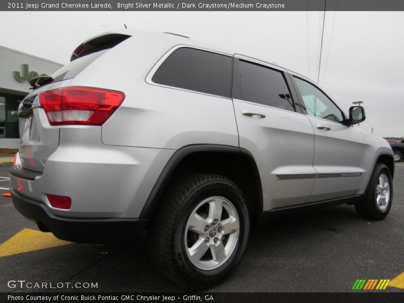 Bright Silver Metallic / Dark Graystone/Medium Graystone 2011 Jeep Grand Cherokee Laredo