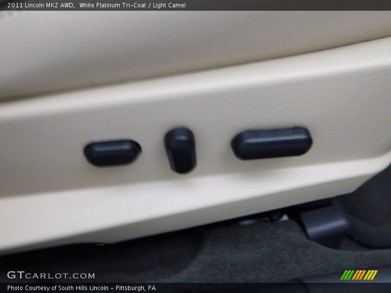 White Platinum Tri-Coat / Light Camel 2011 Lincoln MKZ AWD
