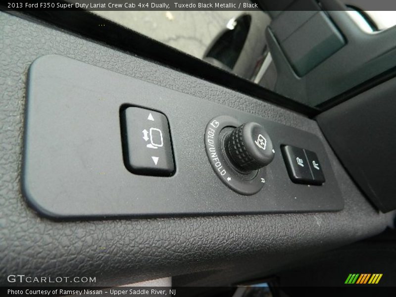 Tuxedo Black Metallic / Black 2013 Ford F350 Super Duty Lariat Crew Cab 4x4 Dually