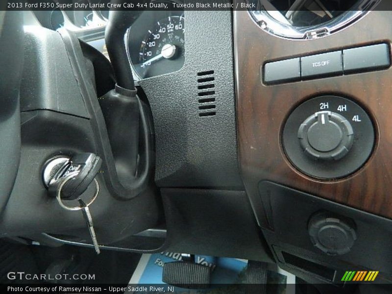 Tuxedo Black Metallic / Black 2013 Ford F350 Super Duty Lariat Crew Cab 4x4 Dually
