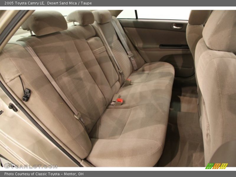 Desert Sand Mica / Taupe 2005 Toyota Camry LE
