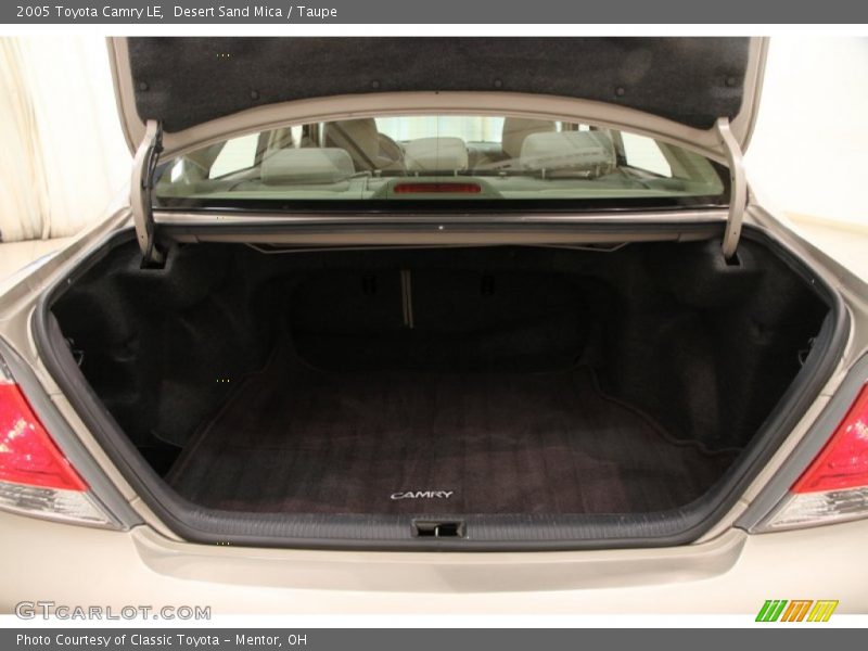 Desert Sand Mica / Taupe 2005 Toyota Camry LE
