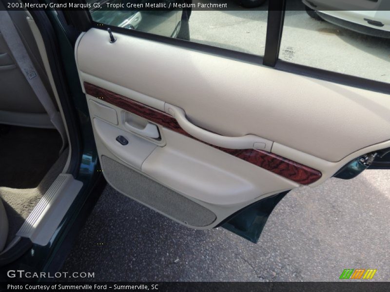 Tropic Green Metallic / Medium Parchment 2001 Mercury Grand Marquis GS