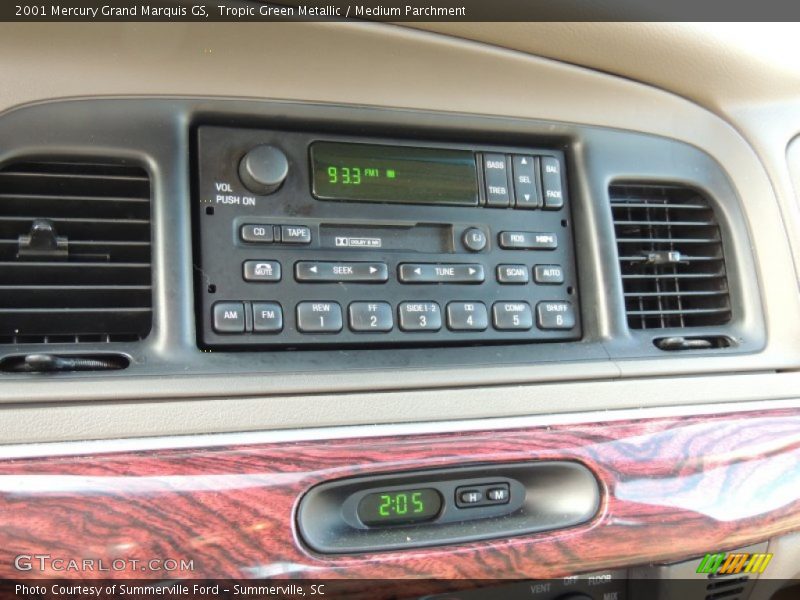 Tropic Green Metallic / Medium Parchment 2001 Mercury Grand Marquis GS