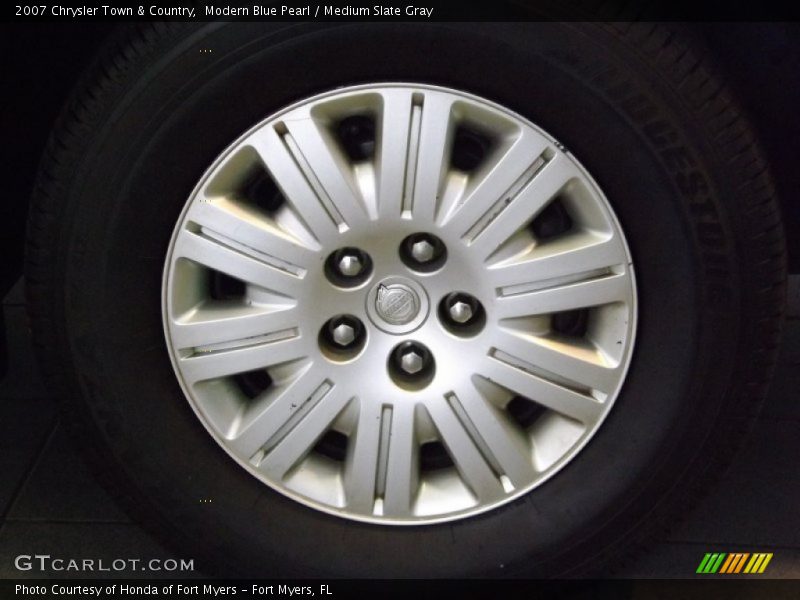  2007 Town & Country  Wheel