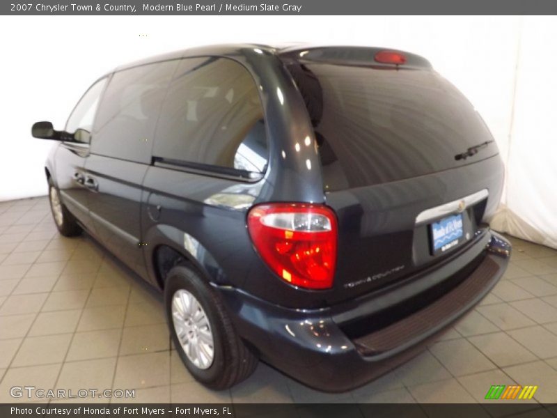 Modern Blue Pearl / Medium Slate Gray 2007 Chrysler Town & Country