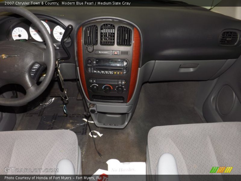 Modern Blue Pearl / Medium Slate Gray 2007 Chrysler Town & Country