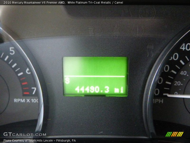 White Platinum Tri-Coat Metallic / Camel 2010 Mercury Mountaineer V6 Premier AWD