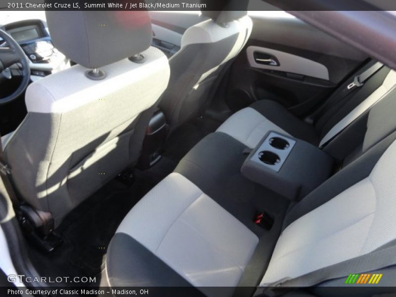 Summit White / Jet Black/Medium Titanium 2011 Chevrolet Cruze LS