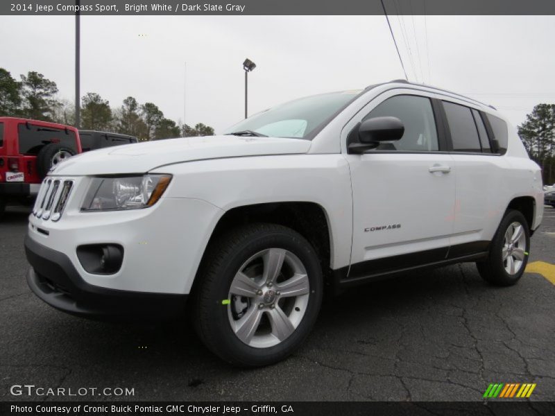 Bright White / Dark Slate Gray 2014 Jeep Compass Sport
