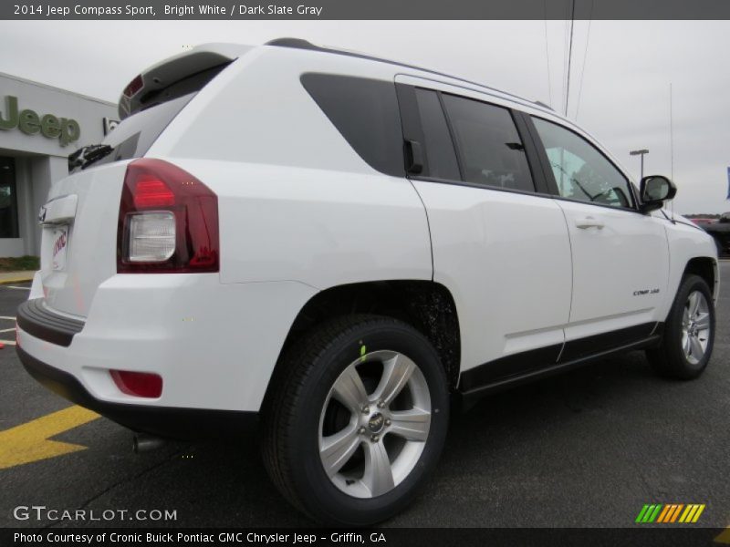 Bright White / Dark Slate Gray 2014 Jeep Compass Sport