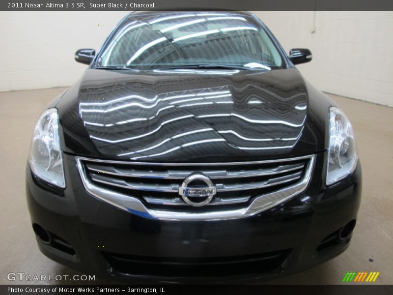 Super Black / Charcoal 2011 Nissan Altima 3.5 SR