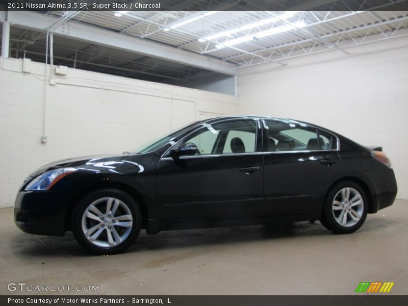 Super Black / Charcoal 2011 Nissan Altima 3.5 SR