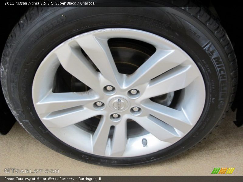 Super Black / Charcoal 2011 Nissan Altima 3.5 SR