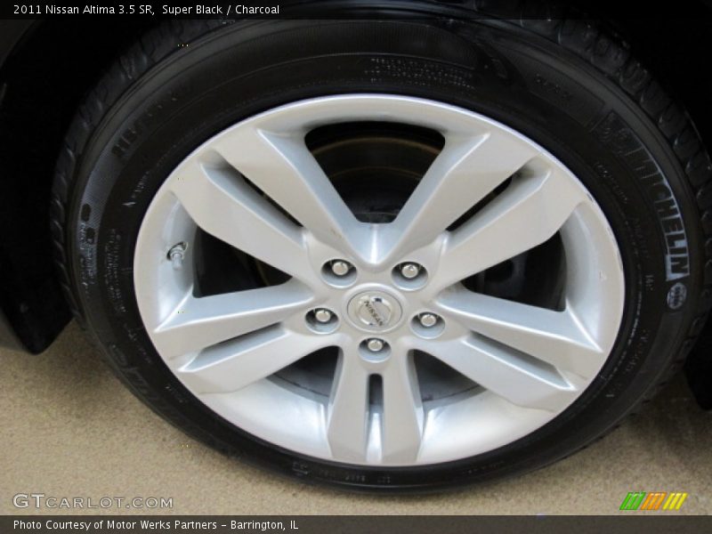 Super Black / Charcoal 2011 Nissan Altima 3.5 SR