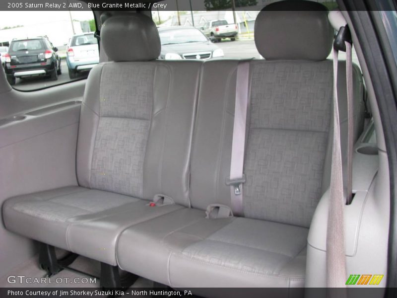 Blue Granite Metallic / Grey 2005 Saturn Relay 2 AWD