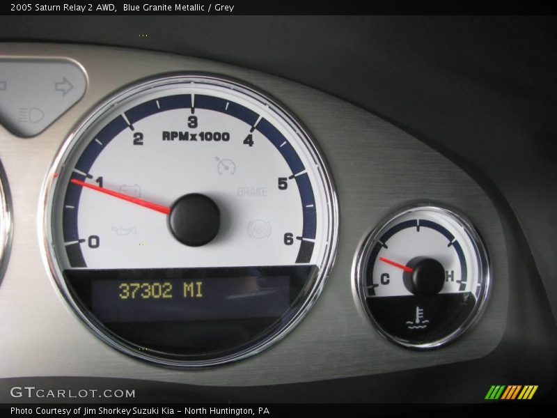 Blue Granite Metallic / Grey 2005 Saturn Relay 2 AWD