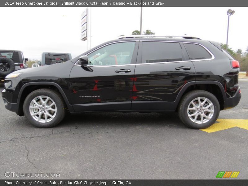 Brilliant Black Crystal Pearl / Iceland - Black/Iceland Gray 2014 Jeep Cherokee Latitude