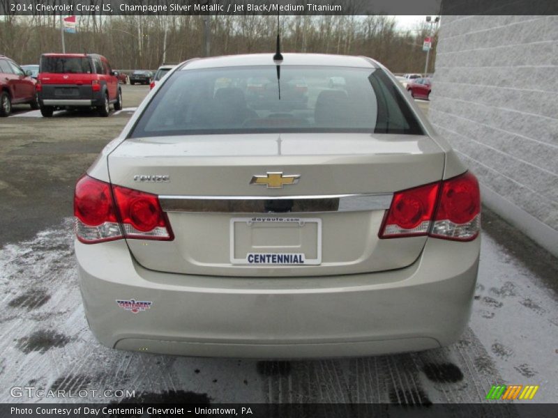 Champagne Silver Metallic / Jet Black/Medium Titanium 2014 Chevrolet Cruze LS