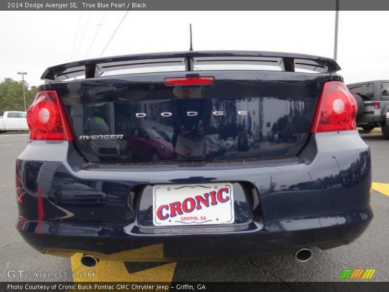 True Blue Pearl / Black 2014 Dodge Avenger SE