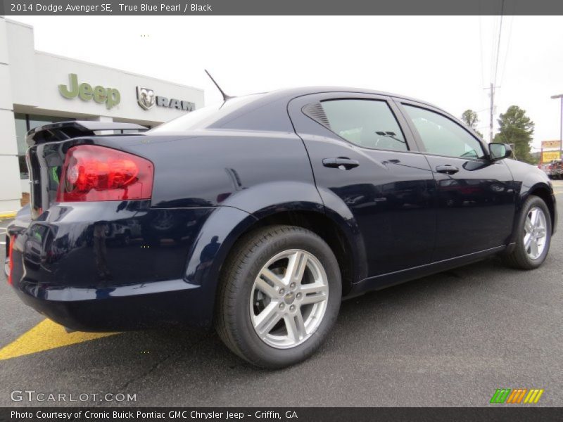 True Blue Pearl / Black 2014 Dodge Avenger SE