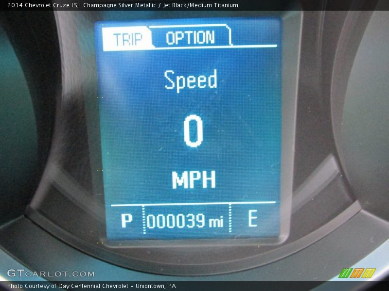 Champagne Silver Metallic / Jet Black/Medium Titanium 2014 Chevrolet Cruze LS