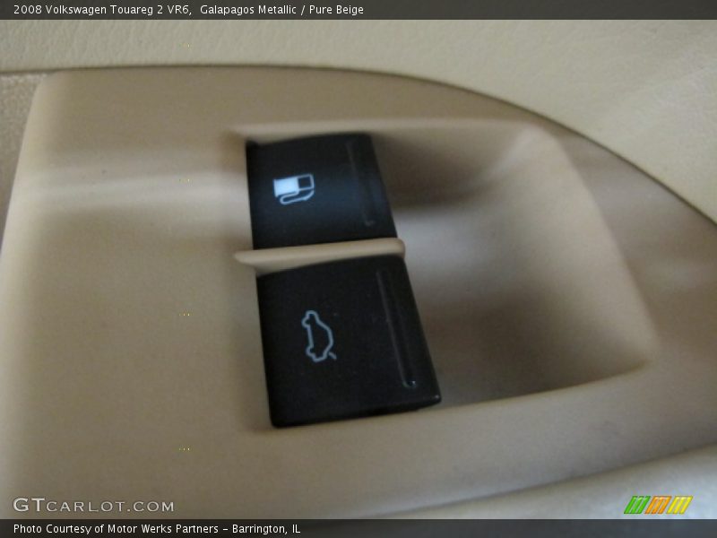 Galapagos Metallic / Pure Beige 2008 Volkswagen Touareg 2 VR6
