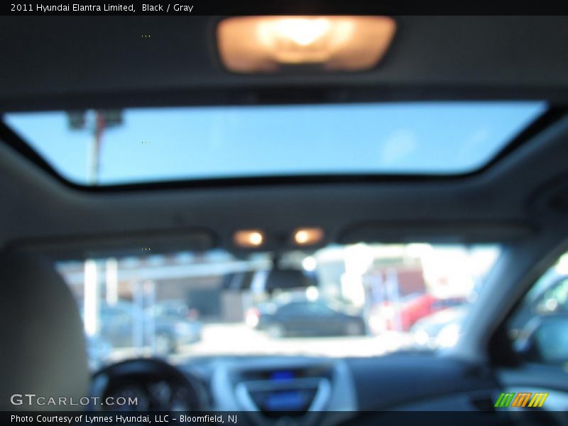 Black / Gray 2011 Hyundai Elantra Limited
