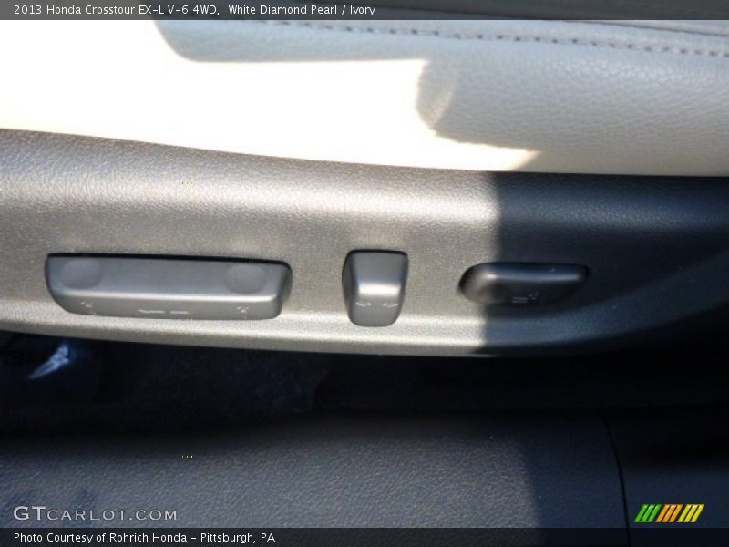 White Diamond Pearl / Ivory 2013 Honda Crosstour EX-L V-6 4WD