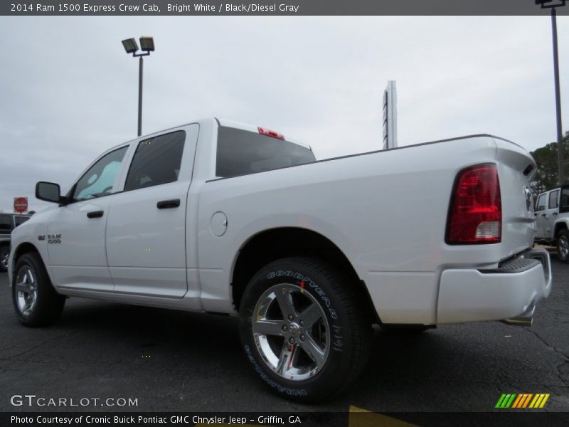 Bright White / Black/Diesel Gray 2014 Ram 1500 Express Crew Cab