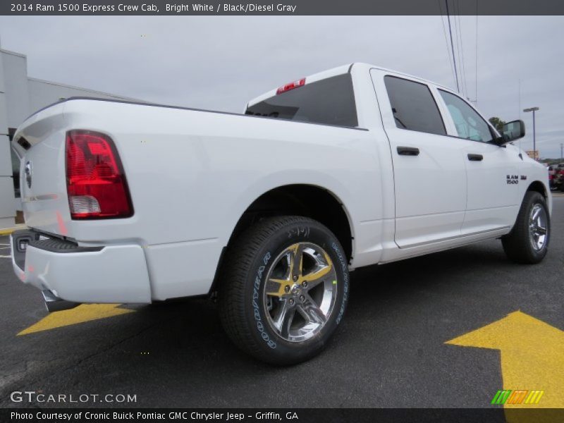 Bright White / Black/Diesel Gray 2014 Ram 1500 Express Crew Cab