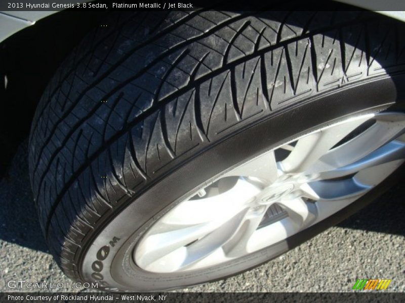 Platinum Metallic / Jet Black 2013 Hyundai Genesis 3.8 Sedan