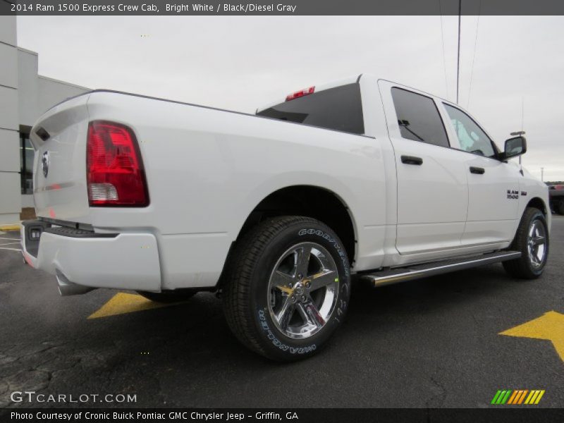 Bright White / Black/Diesel Gray 2014 Ram 1500 Express Crew Cab