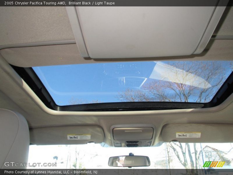 Brilliant Black / Light Taupe 2005 Chrysler Pacifica Touring AWD