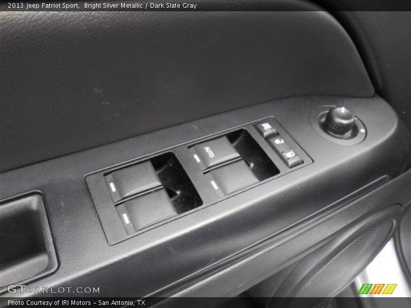 Bright Silver Metallic / Dark Slate Gray 2013 Jeep Patriot Sport