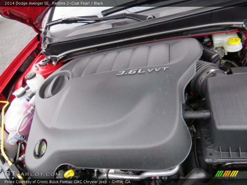 Redline 2-Coat Pearl / Black 2014 Dodge Avenger SE