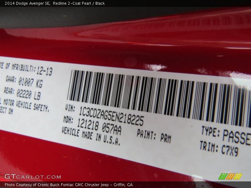 Redline 2-Coat Pearl / Black 2014 Dodge Avenger SE