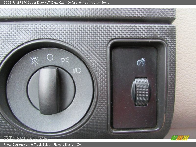 Oxford White / Medium Stone 2008 Ford F250 Super Duty XLT Crew Cab