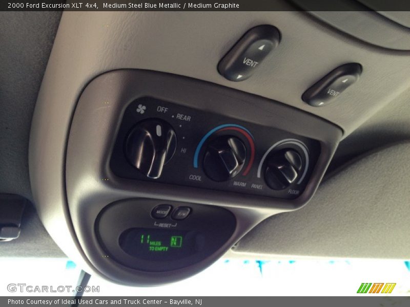 Controls of 2000 Excursion XLT 4x4