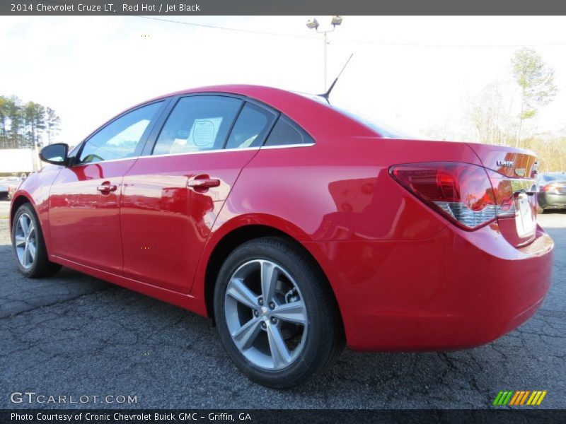Red Hot / Jet Black 2014 Chevrolet Cruze LT