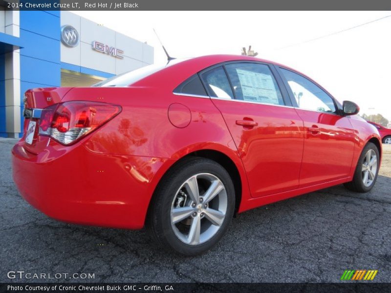 Red Hot / Jet Black 2014 Chevrolet Cruze LT