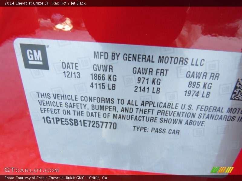 Red Hot / Jet Black 2014 Chevrolet Cruze LT