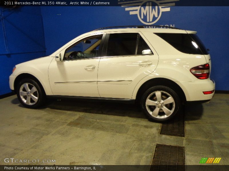 Arctic White / Cashmere 2011 Mercedes-Benz ML 350 4Matic