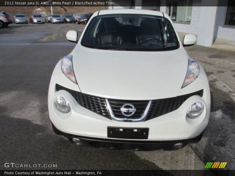 White Pearl / Black/Red w/Red Trim 2011 Nissan Juke SL AWD