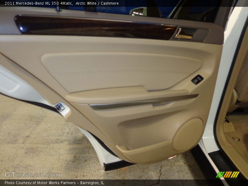 Arctic White / Cashmere 2011 Mercedes-Benz ML 350 4Matic