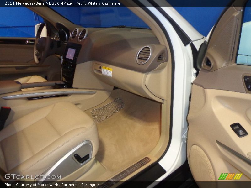 Arctic White / Cashmere 2011 Mercedes-Benz ML 350 4Matic