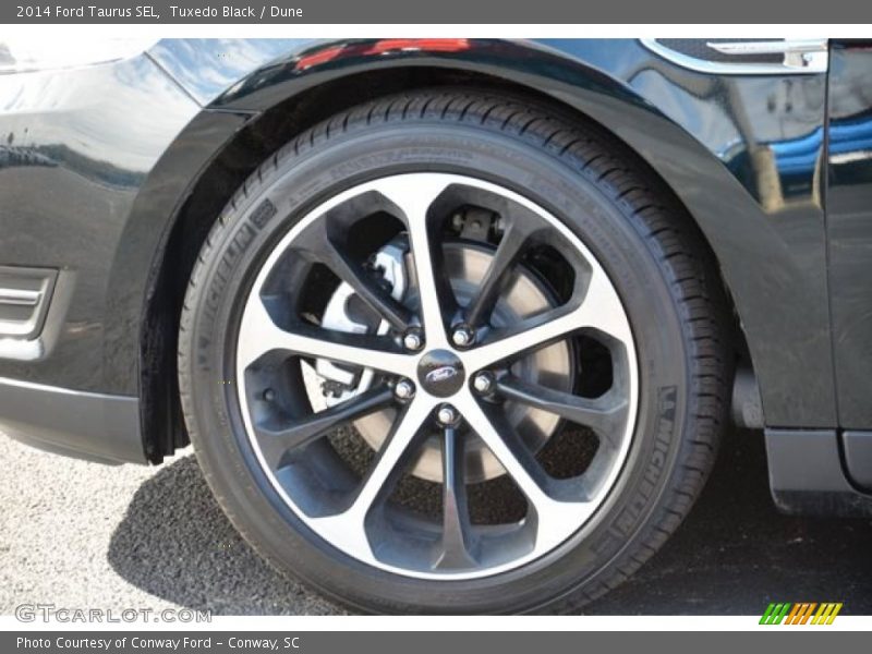 Tuxedo Black / Dune 2014 Ford Taurus SEL