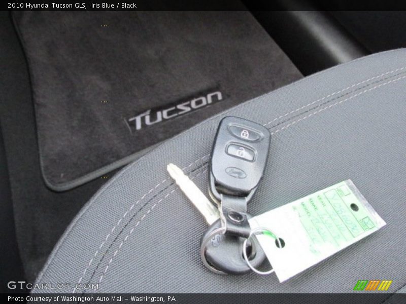 Iris Blue / Black 2010 Hyundai Tucson GLS