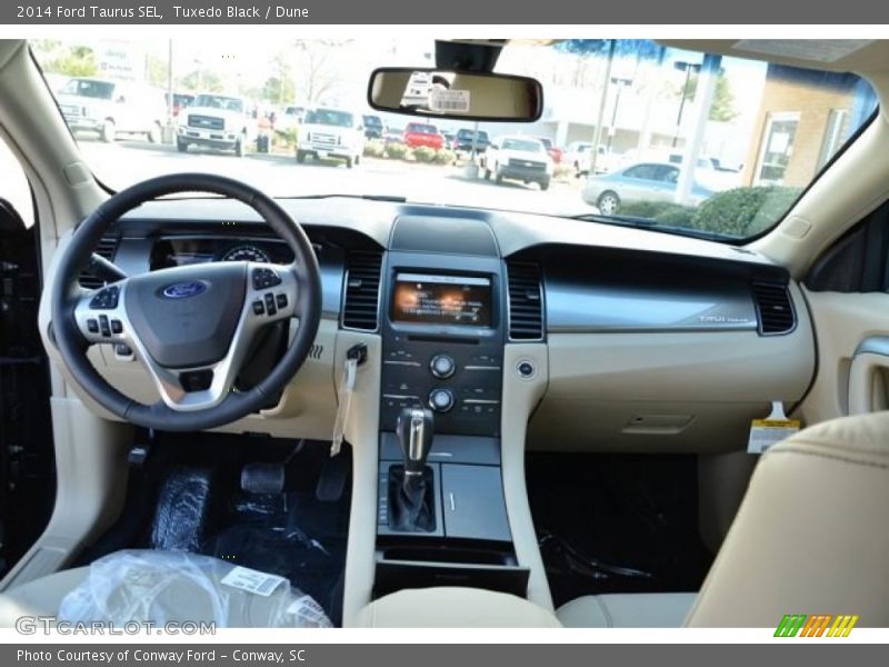 Tuxedo Black / Dune 2014 Ford Taurus SEL